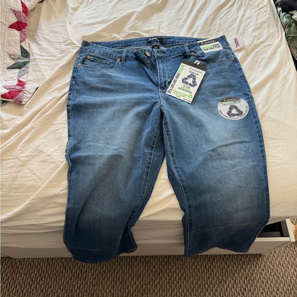 d. jeans Women's Ankle Cropped Jeans - Medium Blue